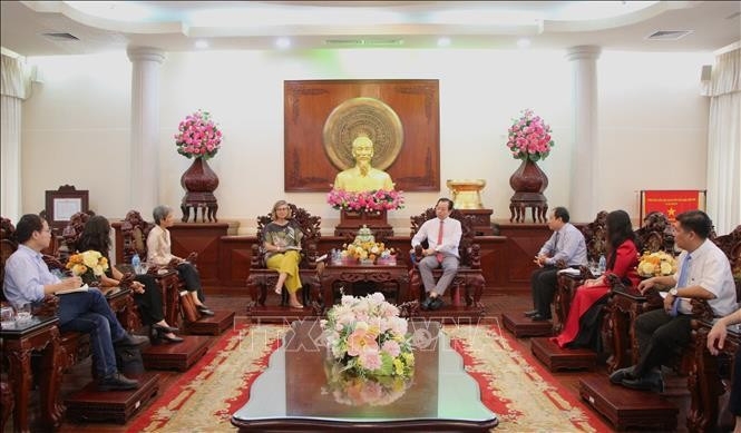 At the working session (Photo: VNA)