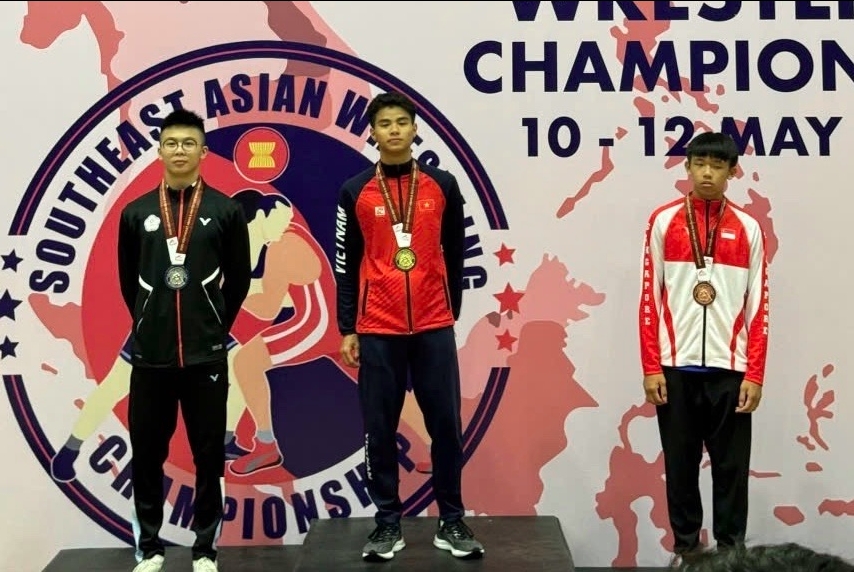 Lam Minh Gia Huy (C) will compete in the third Asian Youth Games (AYG) 2025.
(Image source of United World Wrestling (UWW)