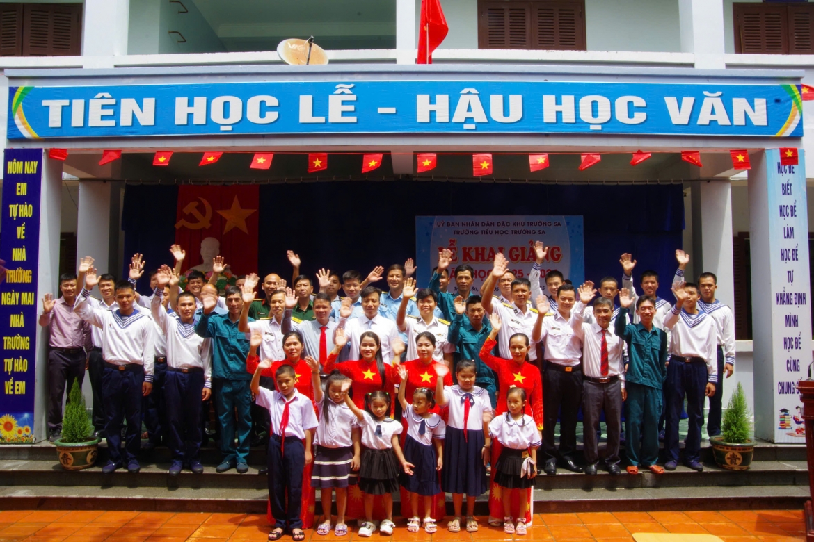 All are eager to enter the 2025-2026 academic year with joy. (Photo: vtcnews.vn)