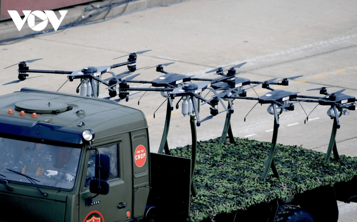 Vietnamese-produced UAVs (Unmanned Aerial Vehicles) are showcased during the military parade.