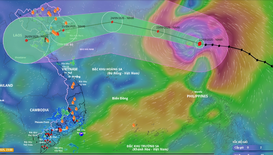 Super Typhoon Ragasa is forecast to be downgraded before pounding Vietnam on September 25. (Photo: VNDMS)
