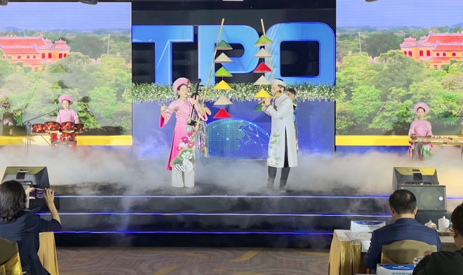 An art performance at the opening ceremony (Photo: VNA)