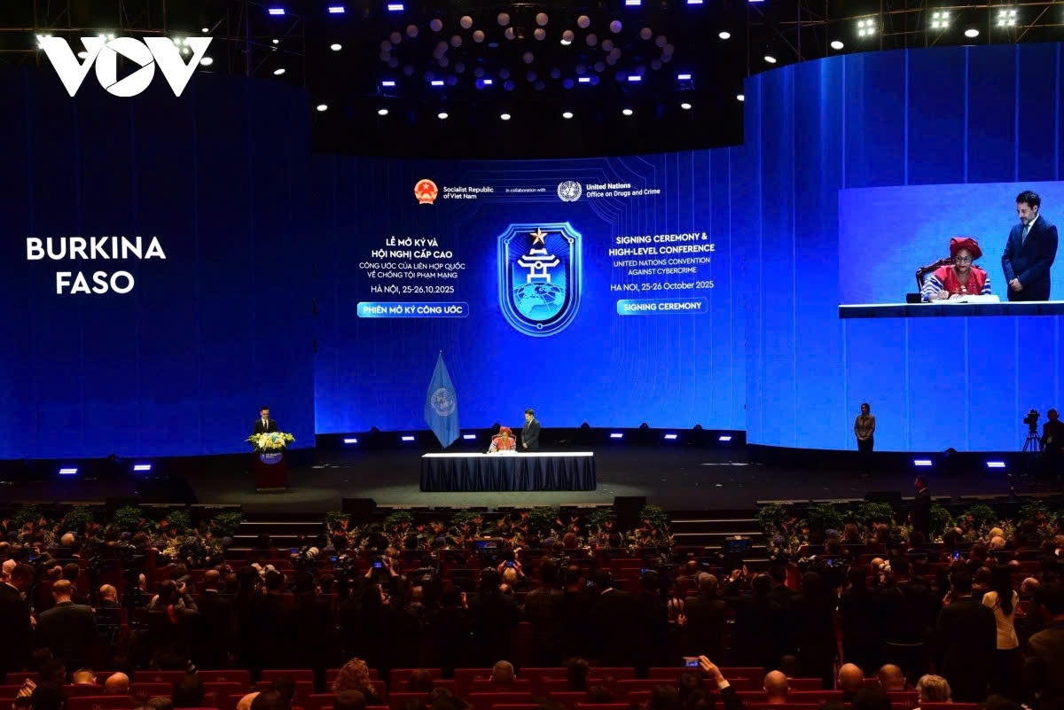 The Hanoi Convention was initiated in 2019 to meet the urgent need for a comprehensive legal framework addressing non-traditional security challenges, climate change, and sustainable development. After five years of negotiations, the document was adopted by the United Nations General Assembly on December 24, 2024.