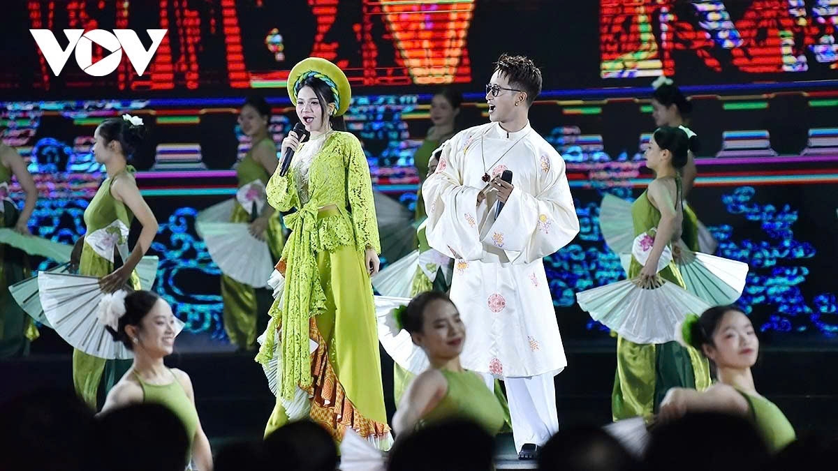 According to the Vietnam Trade Promotion Agency (Vietrade), the Autumn Fair will become an annual event, serving as a platform connecting Vietnamese enterprises with international importers and distributors, while promoting investment cooperation, technology transfer, and export market expansion.