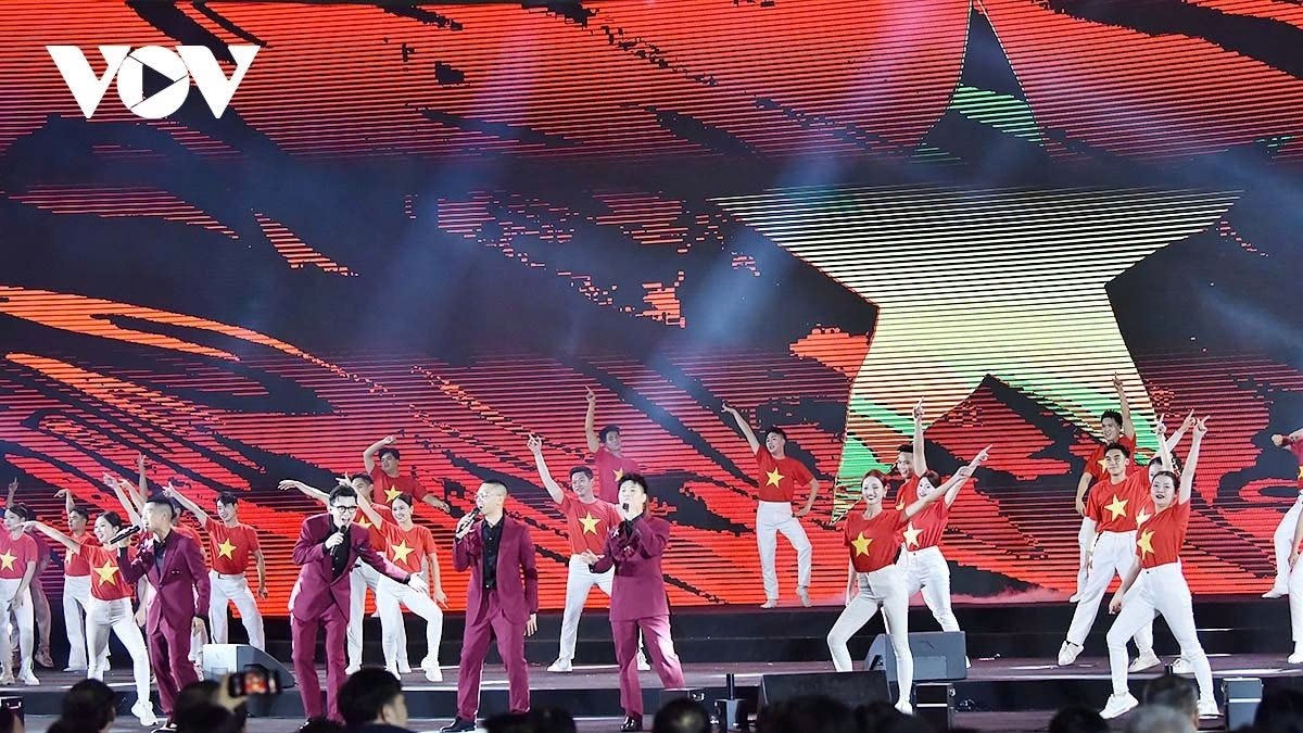 The artistic programme serves as a grand opening for the fair, highlighting the fusion of cultural values with innovation and production, inspiring national pride and reflecting the country’s spirit of renewal and development.