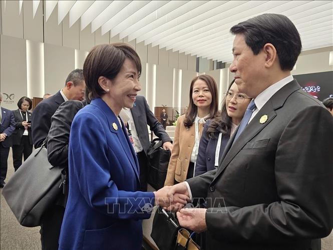 State President Luong Cuong meets with Japanese Prime Minister Sanae Takaichi. (Photo: VNA)