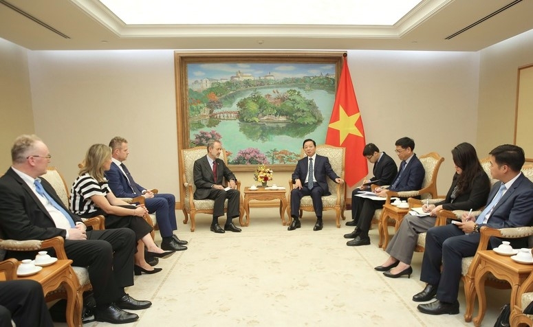 Deputy PM Tran Hong Ha emphasizes Vietnam’s support for high-tech shipbuilding cooperation projects
(Photo: VGP)