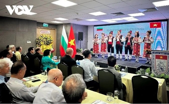 A cultural performance marking Vietnam-Bulgaria friendship