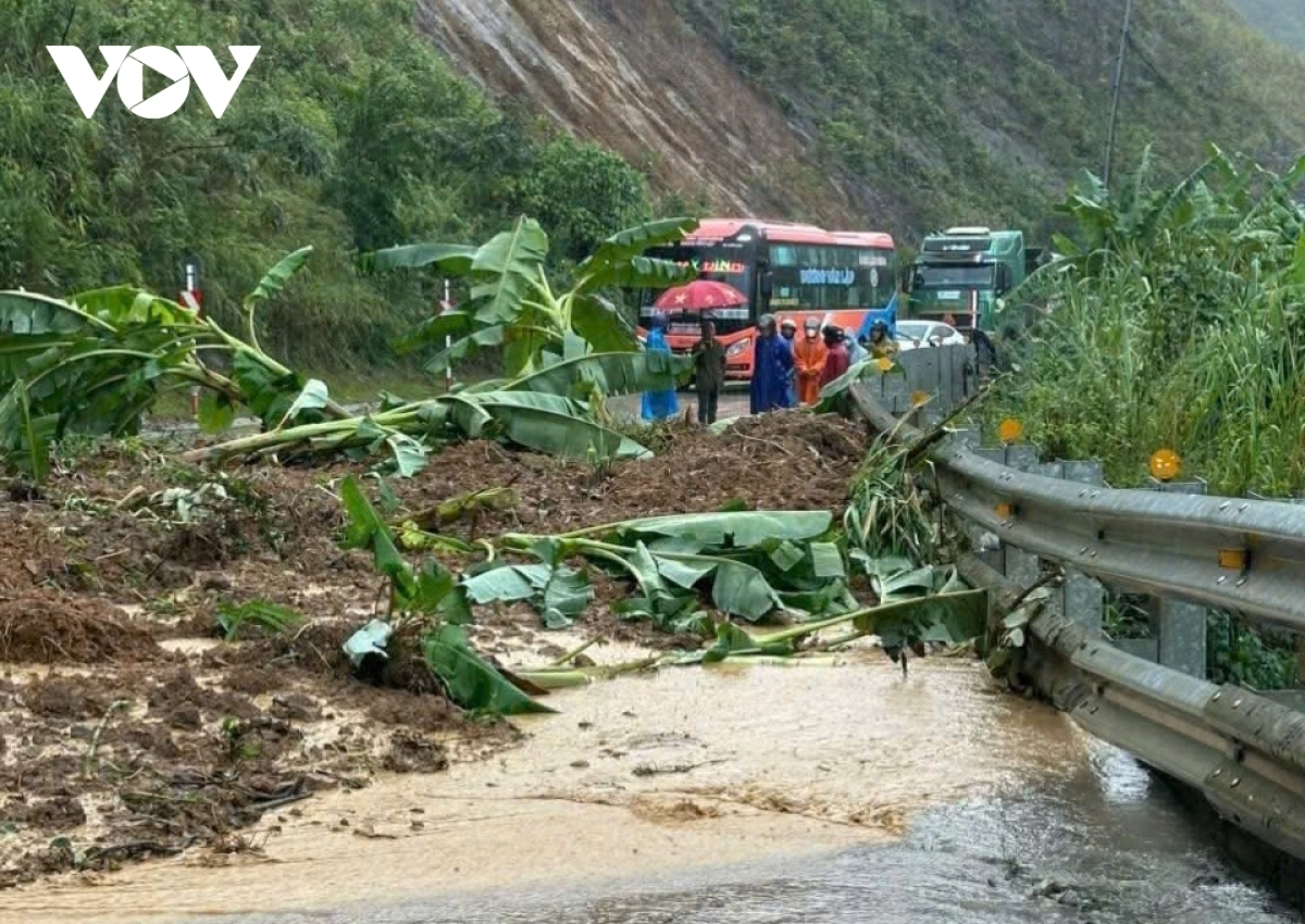 Landslides block a National Highway section in Quang Ngai province on October 26
