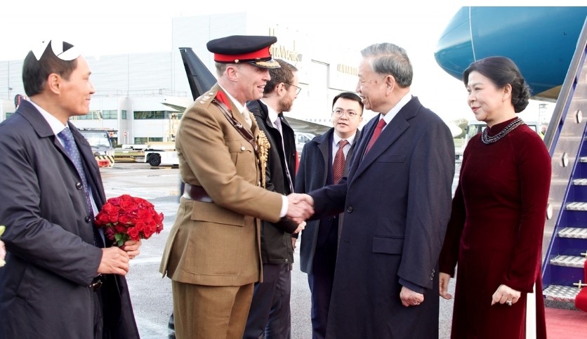 Party General Secretary To Lam and his entourage arrive at London Stansted Airport for an official visit to the United Kingdom and Northern Ireland
