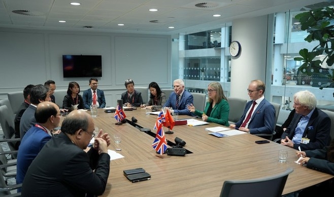 At the meeting between Minister of Education and Training Nguyen Kim Son and Baroness Jacqui Smith, the UK Minister for Skills at the Department for Education (Photo:VNA)