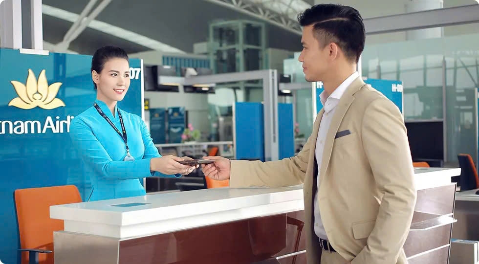 Vietnam Airlines assures that all sensitive data of customers remain secure following a data breach incident involving a global technology corporation. (Photo: Vietnam Airlines)