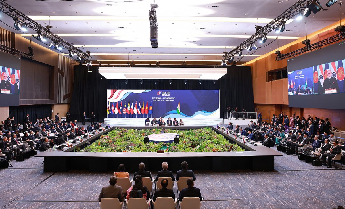 Vietnamese Prime Minister Pham Minh Chinh attends the 22nd ASEAN-India Summit in Kuala Lumpur, Malaysia, on October 26. (Photo: VGP)