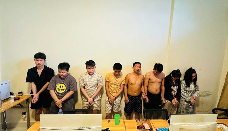 Eight Vietnamese nationals are arrested in Cambodia for suspected online fraud (Photo: Khmer Times)