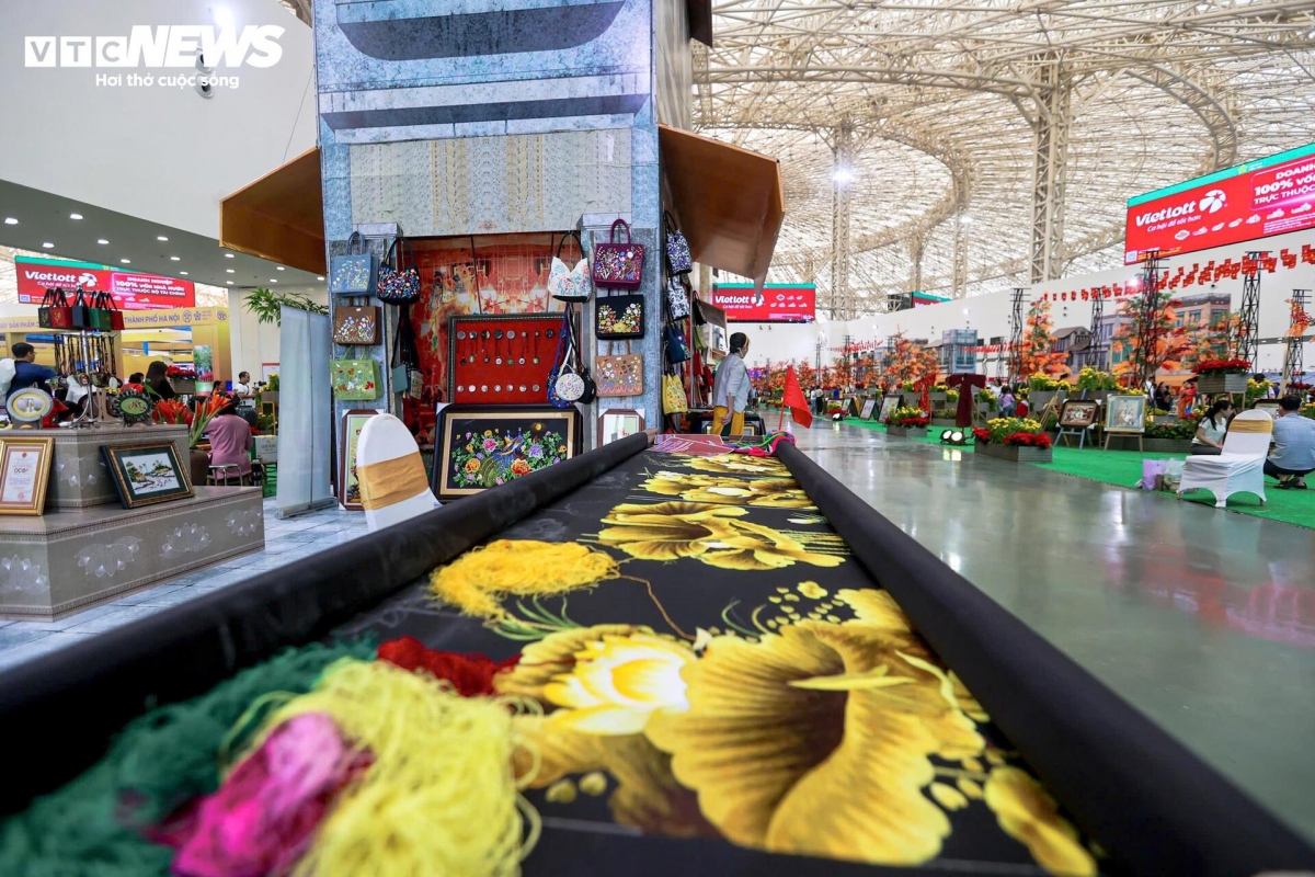 The event also features many other renowned craft villages from Hanoi and its surrounding areas.