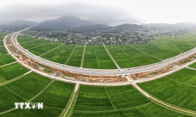 A comprehensive national land database will be completed in 2026.