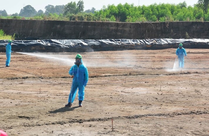 Dioxin treatment at Bien Hoa Airport projec (Photo:qdnd.vn)