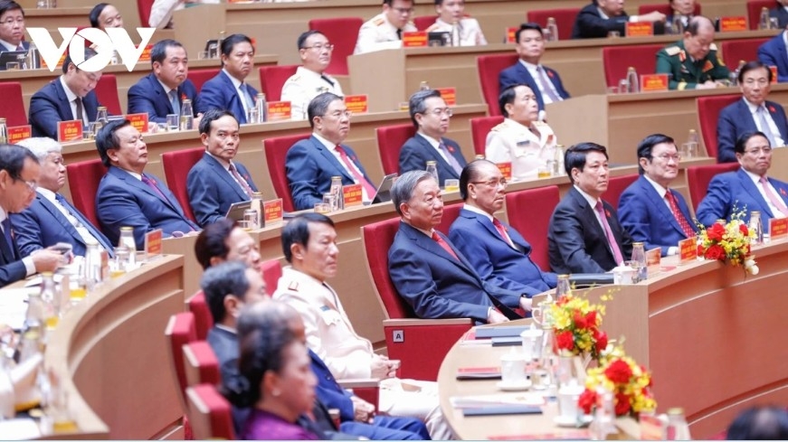 The 8th Congress of the Central Public Security Party Organization is a particularly significant event, affirming the growth and maturity of the People's Public Security force after 80 years of building, fighting, and developing under the Party’s leadership. It marks a new chapter in the development of the Party Organization and the entire force, all for the fulfillment of the Party’s strategic goals for peace, stability, sustainable and high-quality development, and better living conditions for all people.