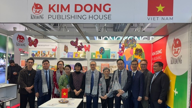 Delegates attend the opening ceremony of Vietnam Book Space at Frankfurt Book Fair 2025. (Image source: nhandan.vn)