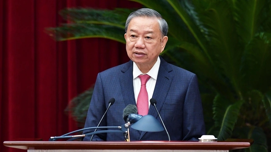 Party General Secretary To Lam speaks at the closing ceremony of the Party Central Committee plenum in Hanoi on October 8