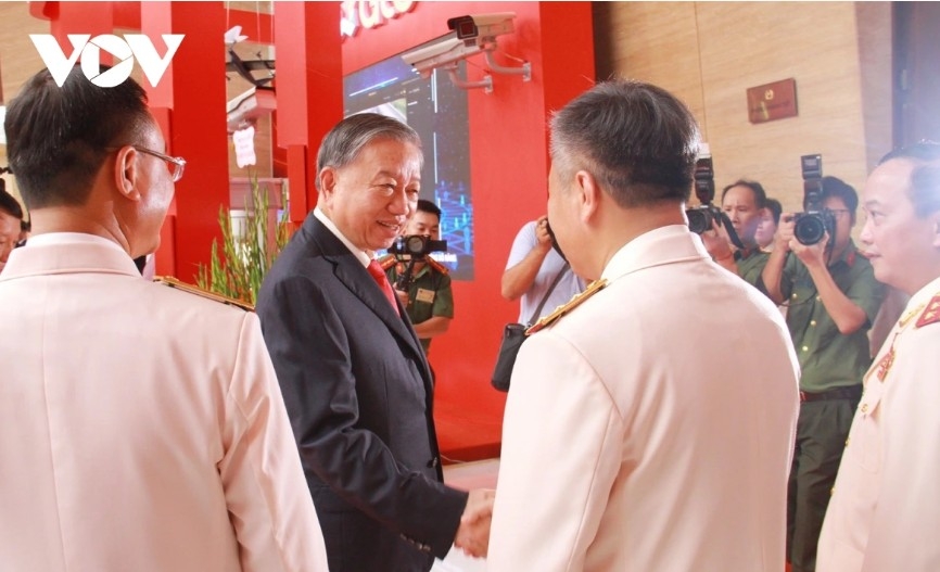 Party General Secretary To Lam attends the opening session of the 8th Congress of the Central Public Security Party Organization in Hanoi.