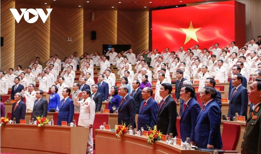 Those in attendance include President Luong Cuong, Prime Minister Pham Minh Chinh, National Assembly Chairman Tran Thanh Man, along with incumbent and former leaders of the Party, the State, the Vietnam Fatherland Front, central agencies, six centrally run cities, and the Central Public Security Party Committee and the Ministry of Public Security.