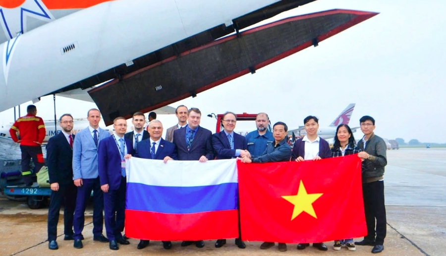 The relief shipment symbolizes Russia-Vietnam friendship