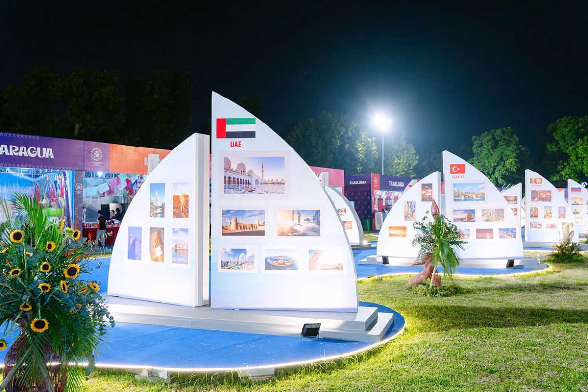 The UAE showcases rich cultural heritage at the 1st Cultures of the World Festival in Hanoi