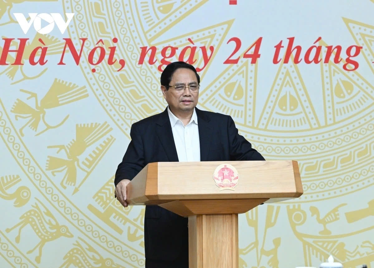 Vietnamese Prime Minister Pham Minh Chinh urges swift, transparent, and inclusive development of social housing to ensure no one is left behind