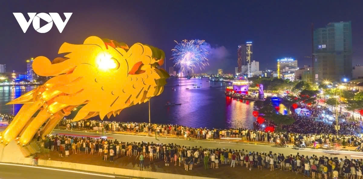 International Fireworks Festival defines Da Nang’s cultural identity