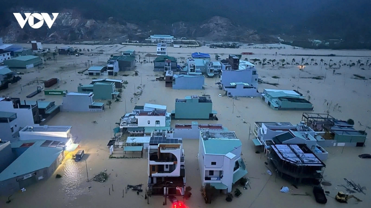 Flooding in Central Vietnam is expected to persist for several more days
