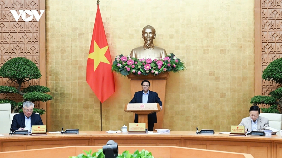Prime Minister Pham Minh Chinh speaks at the monthly regular Government meeting for October in Hanoi on November 8