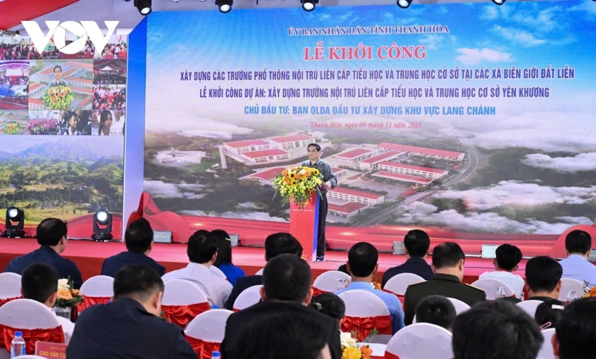 Prime Minister Pham Minh Chinh launches the construction of an integrated boarding school in Yen Khuong commune, Thanh Hoa province. on November 9