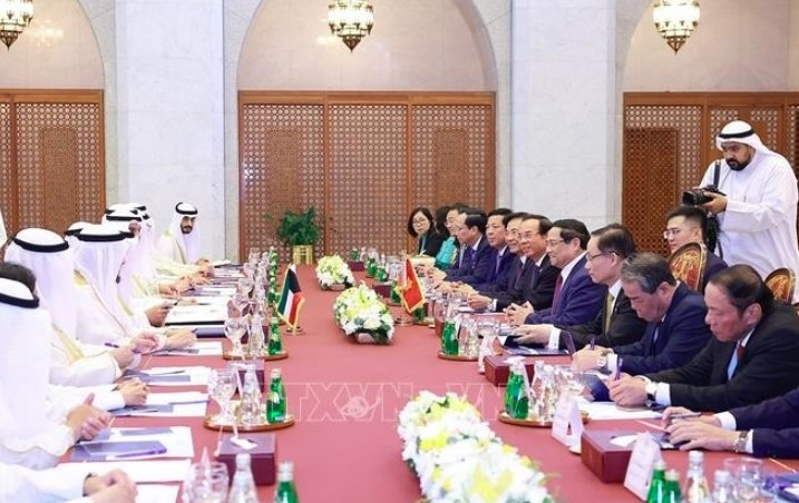 An overview of the talks between Prime Minister Pham Minh Chinh and his Kuwaiti counterpart Sheikh Ahmad Abdullah Al-Ahmad Al-Sabah (Photo: VNA)