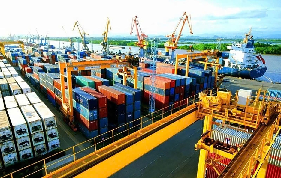 The Prime Minister requests removing business barriers and promoting exports amid challenges ahead. (Illustrative image)