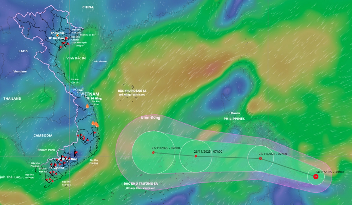 The tropical depression is likely to strengthen into a storm, heading toward Vietnam's South-central region. (Photo: vndms)
