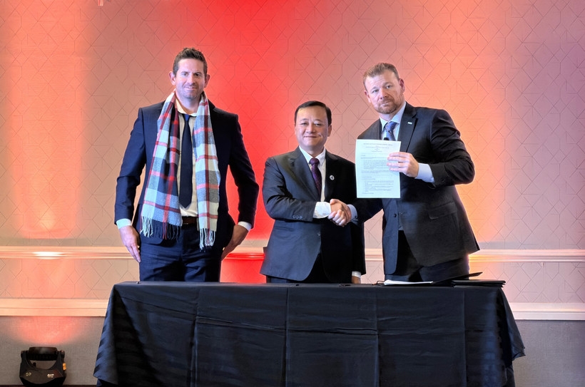 At a ceremony to announce the cooperation agreement between VIPTAM Group, Inlog and partners (Photo: VNA)