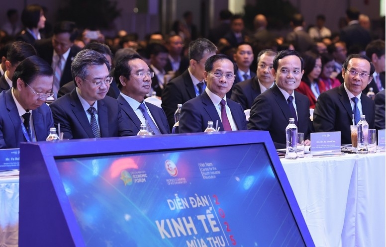 Delegates attend the event (Photo: VGP)