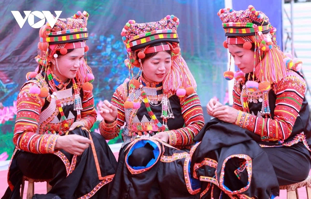 Meanwhile, women of the Ha Nhi often sew their finest outfits themselves to wear for the New Year
