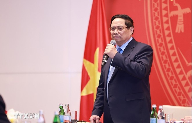 PM Pham Minh Chinh speaks at the meeting