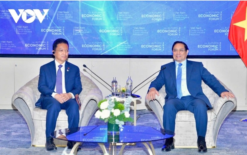PM Chinh receives Cambodia’s Minister of Industry, Science, Technology and Innovation Hen Vandy