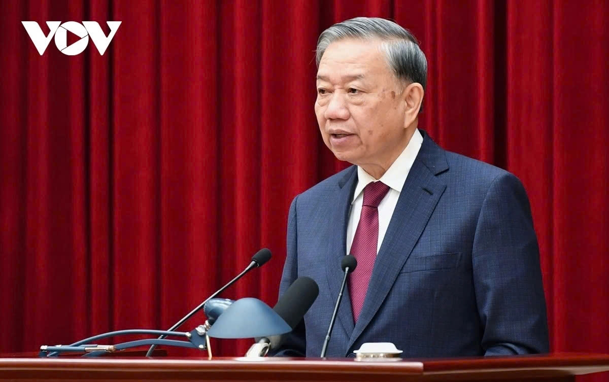 Party General Secretary To Lam