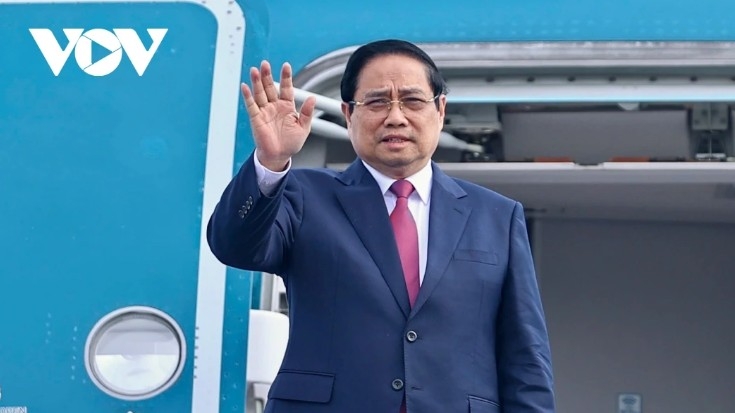 Prime Minister Pham Minh Chinh departs Hanoi for the 48th Vietnam-Laos Intergovernmental Committee meeting