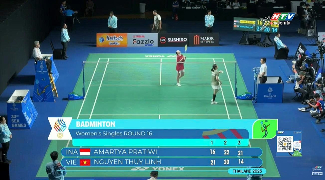 SEA Games 33: Thuy Linh has exited the competition early after suffering a shocking defeat in her opening game against Indonesia's Kadek Dhinda Amartya Pratiwi on December 11. (Photo screenshot)