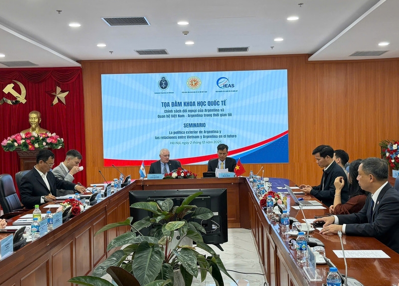 The international seminar on Argentina’s foreign policy and the future trajectory of Vietnam – Argentina relations held in Hanoi on December 2, 2025. (Photo: VNA)