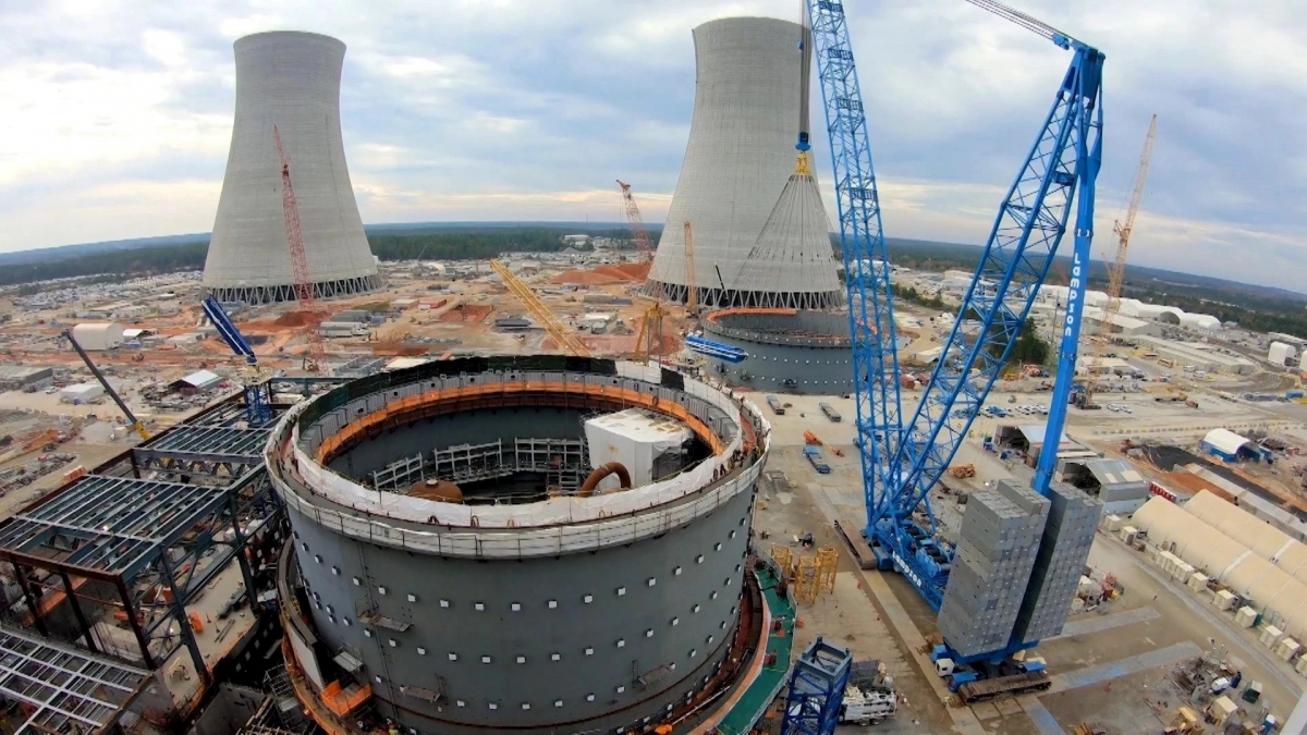 Small modular nuclear reactors SMRs are considered a suitable technology for Vietnam’s current conditions. (Photo: Reuters)