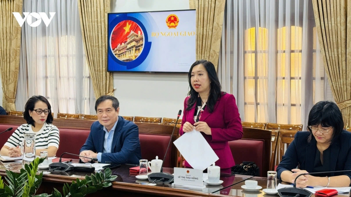 Deputy Minister of Foreign Affairs Le Thi Thu Hang, head of the the Communication and Culture Subcommittee of the National Committee for APEC 2027, speaks at the first meetinf of the Subcommittee in Hanoi on December 22