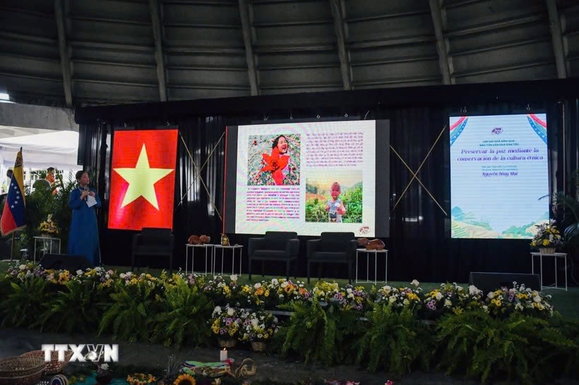 Vietnam shares experience in preserving indigenous heritage at an international conference of indigenous peoples for peace and development in Caracas, Venezuela. (VNA)