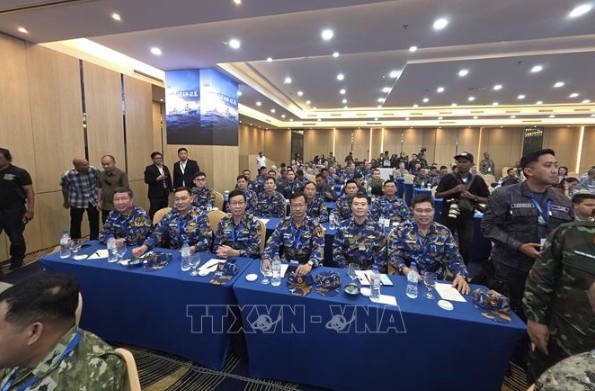The Vietnamese delegation takes part in AUMX-2 in Batam, Indonesia. (Photo:VNA)