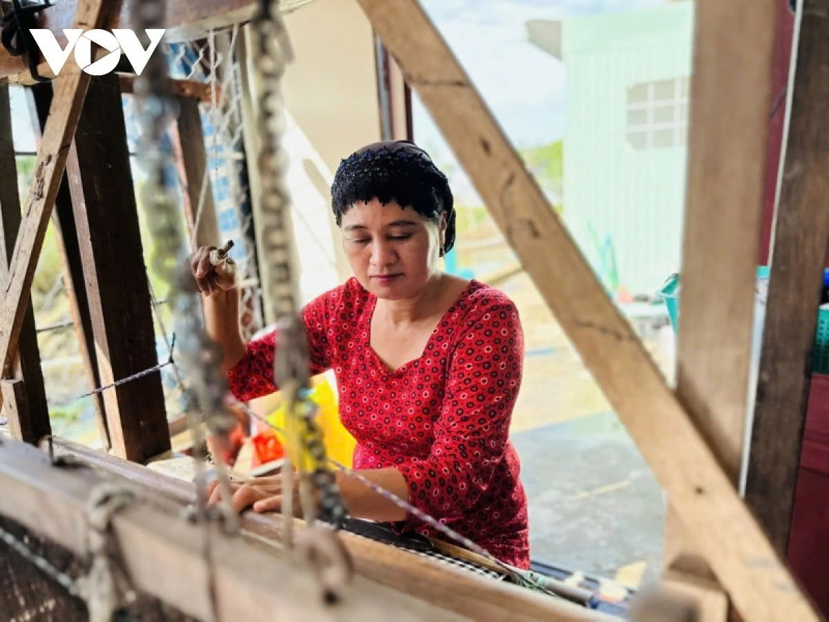 Creating beautiful products requires great concentration from skilled artisans.